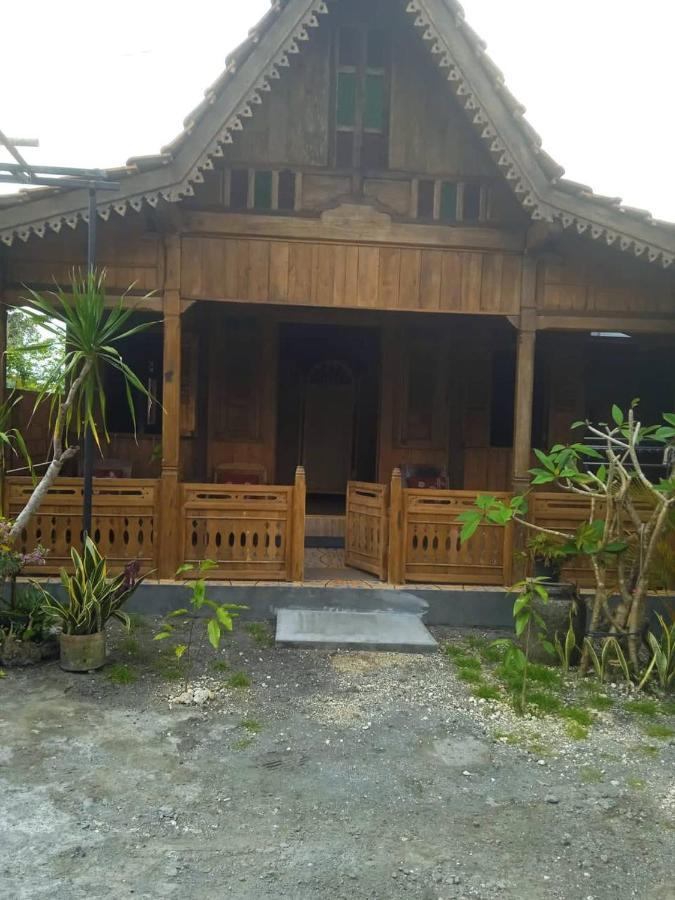 Kayu Tua Villa Uluwatu Eksteriør billede